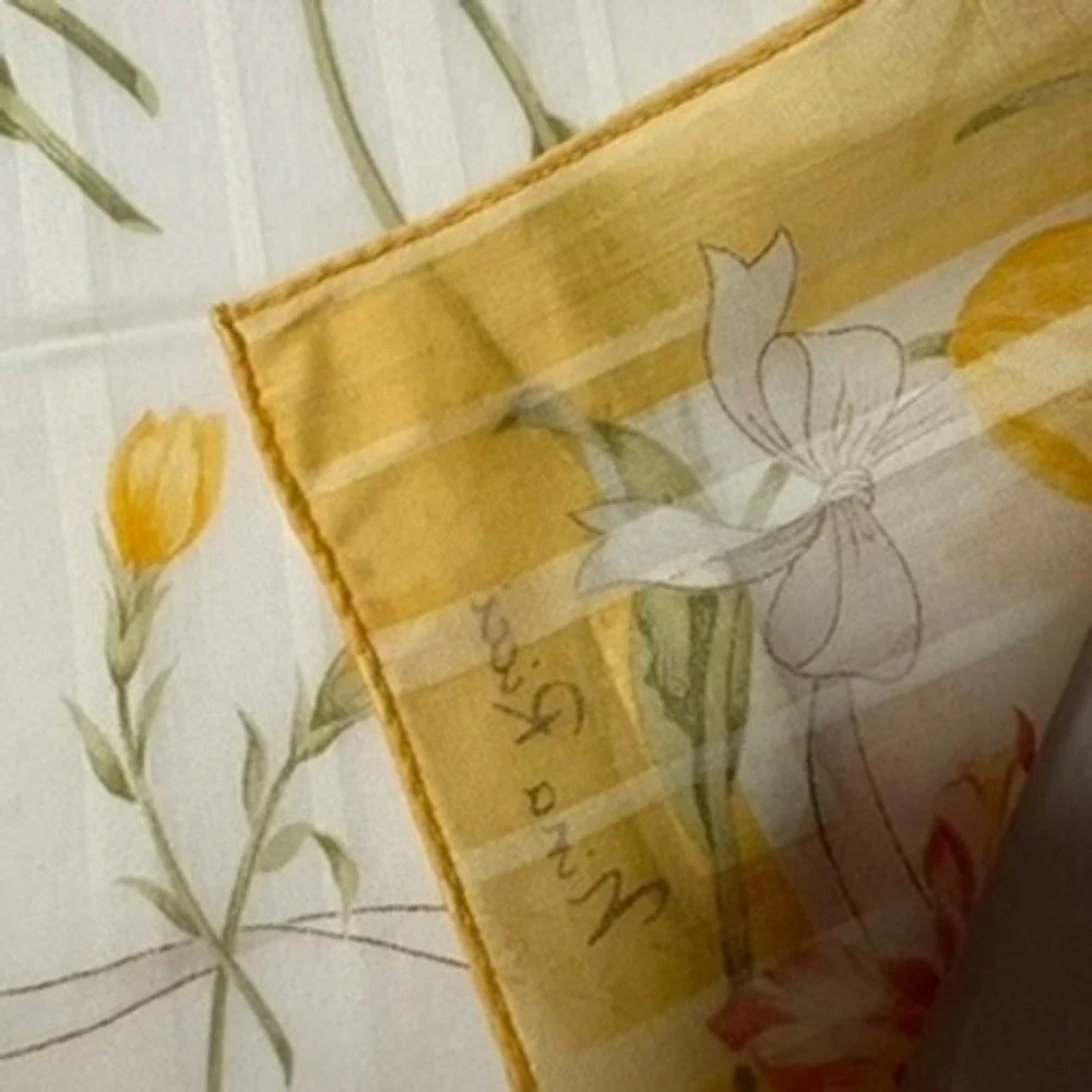 Vtg NINA RICCI Scarf Handkerchief Tulip Floral Cotton Yellow Pink 18.5
